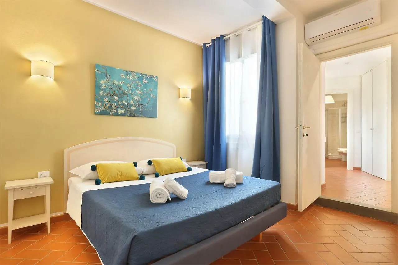 Golden Jack - Sweet Dreams In Florence Apartment