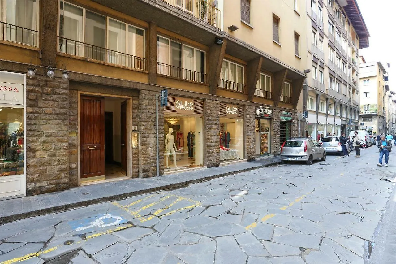 Golden Jack - Sweet Dreams In Florence Apartment